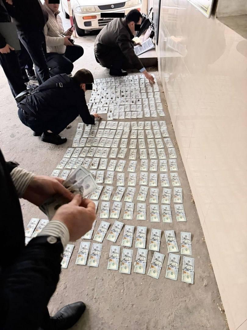 Бишкекте акча опузалоого шектелип тергөөчү кармалды
&nbsp;
&nbsp;