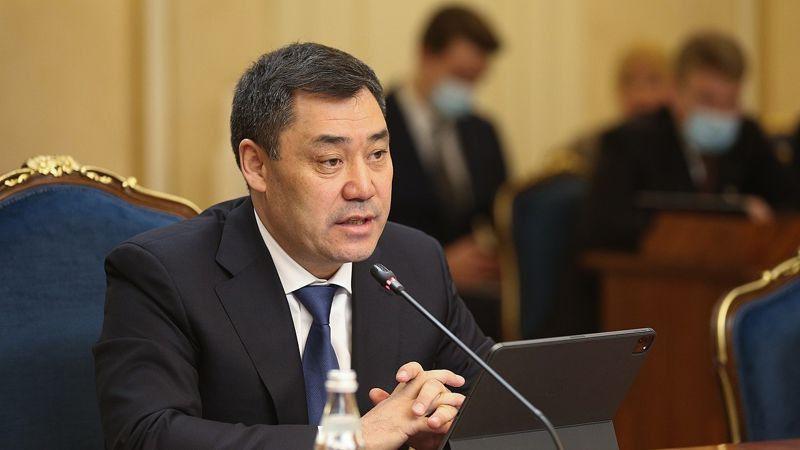 Книгу Садыра Жапарова &laquo;Путь построения нового Кыргызстана&raquo; передадут в научно-исследовательские институты и научные библиотеки