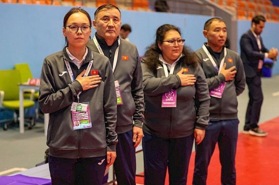 Женская сборная Кыргызстана по футзалу стартовала с уверенной победы на турнире CAFA