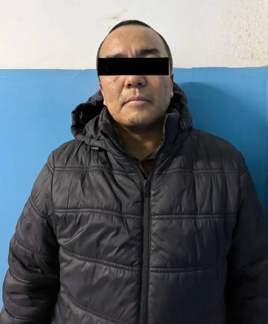 Апасы уктап жатканда аны өлтүрүүгө аракет кылган адам кармалды
&nbsp;