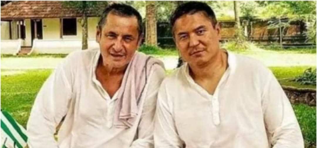 ГКНБ &nbsp;Кыргызстана объявил в розыск бизнесмена Азима Роя за связи с Камчы Асанбеком (Кольбаевым)
&nbsp;